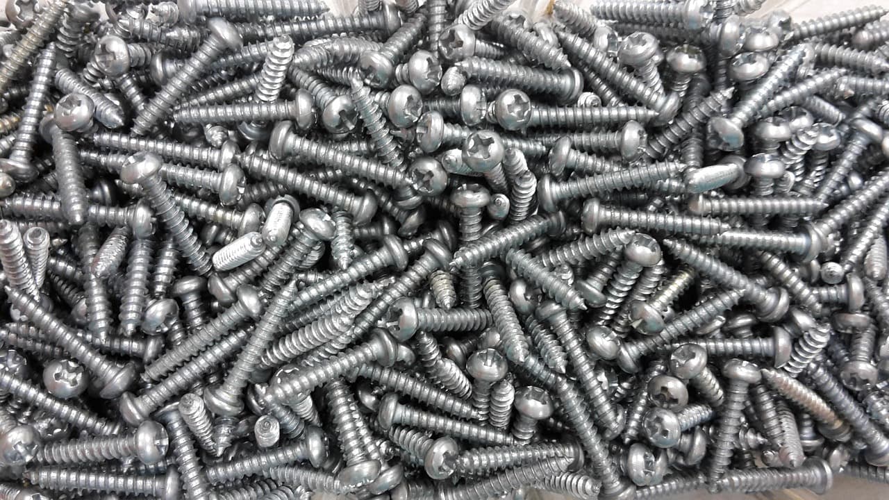 Tout savoir sur les fixations visserie : guide complet